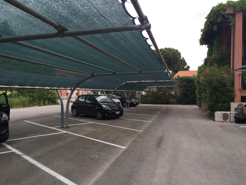 Appartamenti Maricampo By Helloelba Marina di Campo Exterior photo